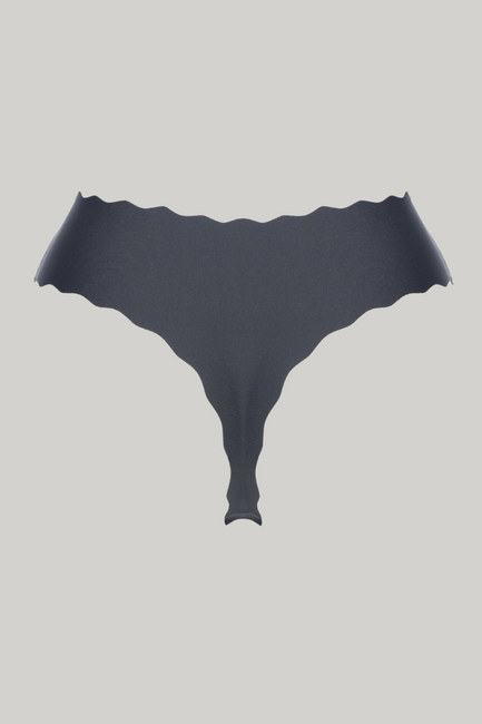 String laserowo cięte L 04 czerń