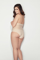 Wysokie figi wyszczuplające GLAM beż 3XL-5XL